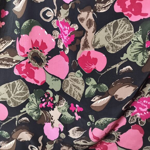 Saville Row 100% Silk Floral Scarf 39" X 40 " - Picture 5 of 8